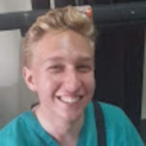 Meet your Posher, Aaron